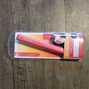 Remington Ceramic Plate Flat Iron